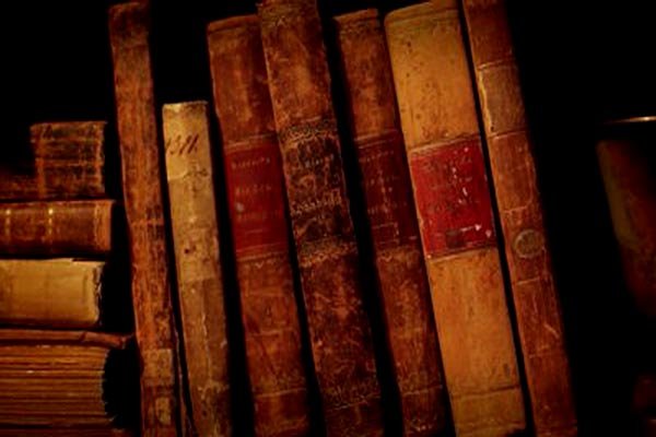 کتابخانه ملی نسخ خطی«شرح لمعه»،«الکفایه فی الفقه»و«مثنوی» را خرید