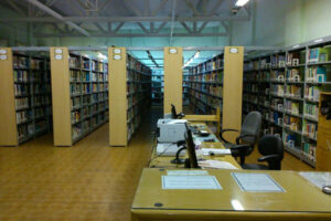 کتابخانه تخصصی مرکز اسناد غرب کشور به ۵۰۰۰ جلد کتاب تاریخی مجهز است
